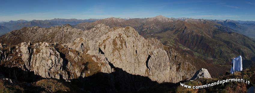 09 13212 Panoramica dal Monte Alben.jpg
